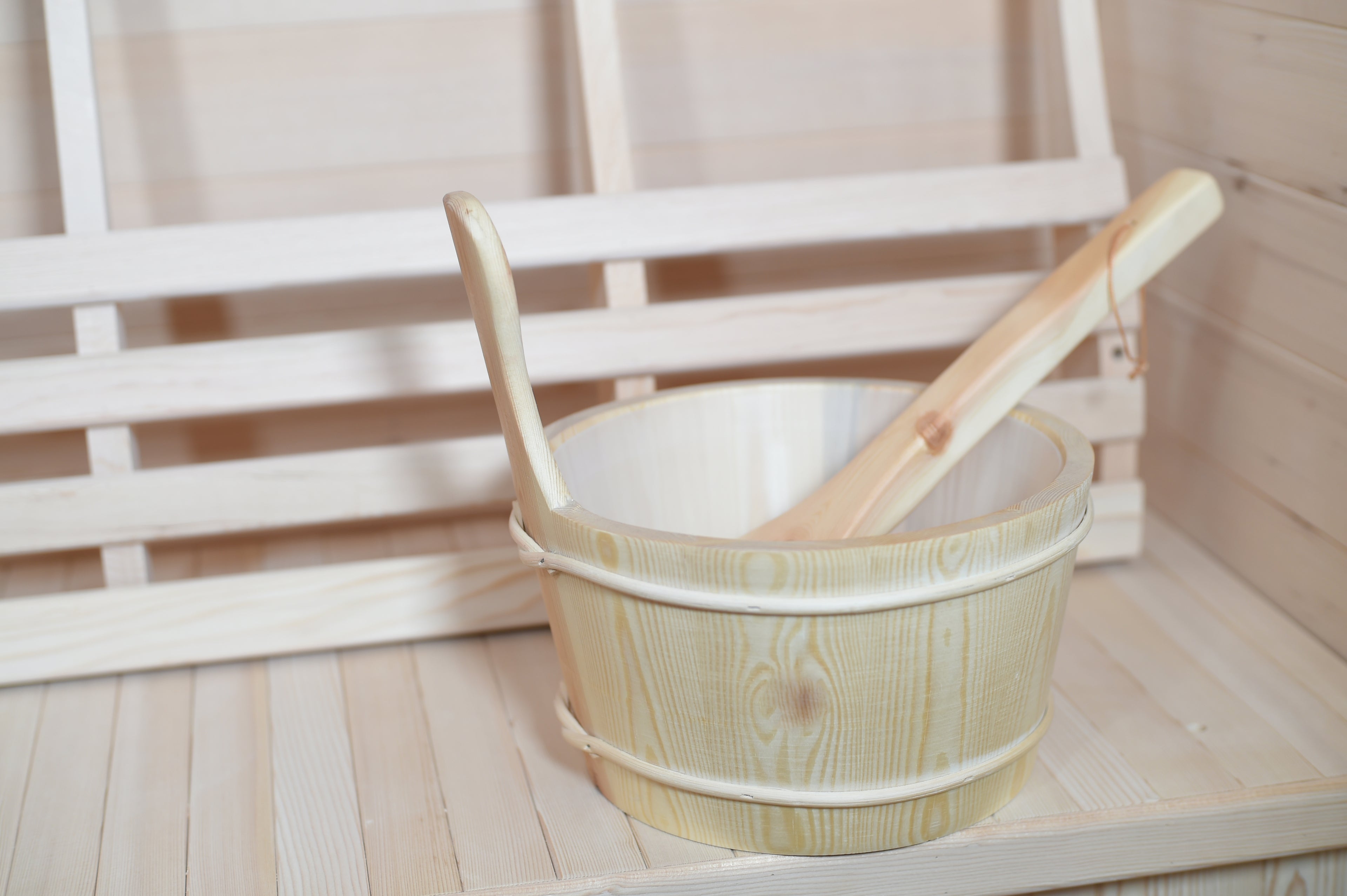 Freeport 3-Person Outdoor Traditional Sauna - by SunRay Sauna